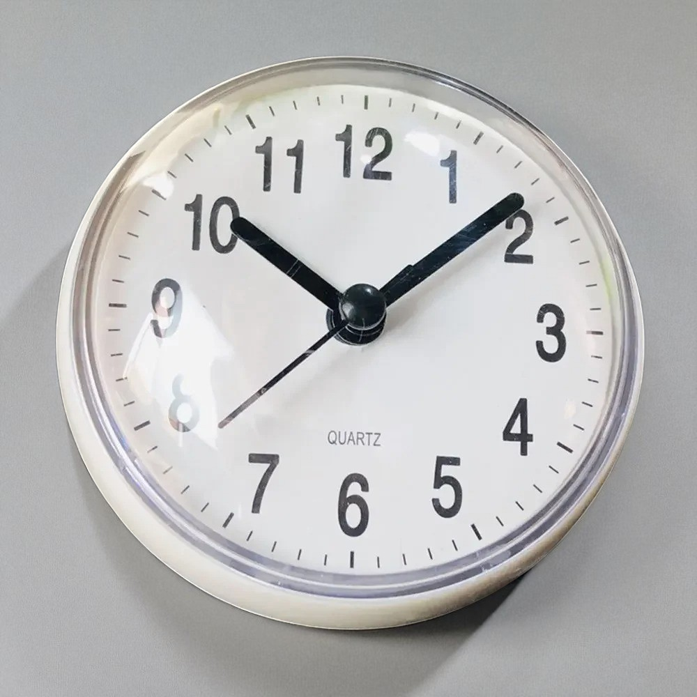 Petite Horloge Murale Design