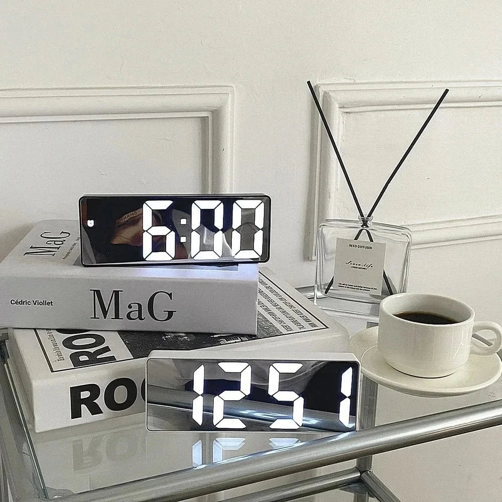 Horloge Design Miroir