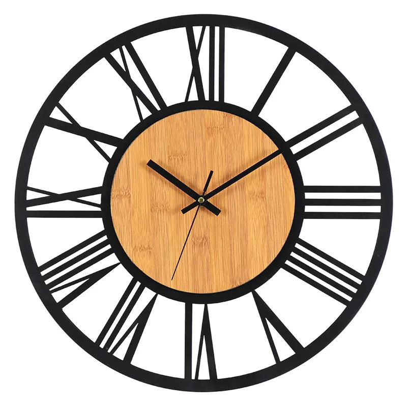 Grande Horloge en Bois
